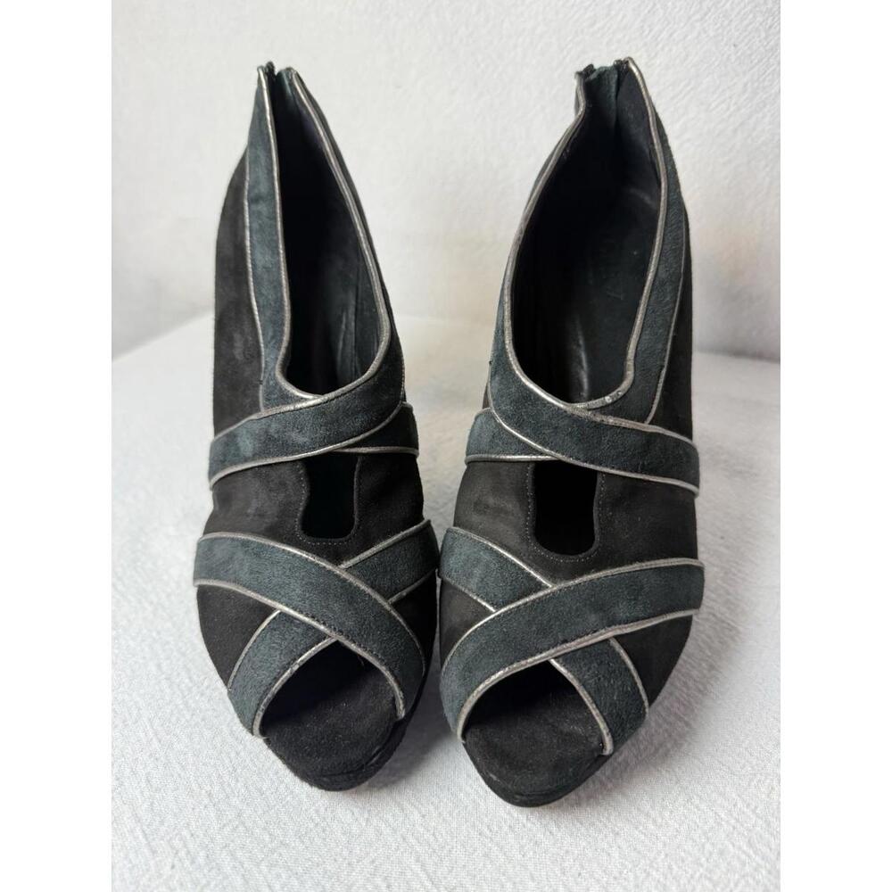 J.Crew Suede Tilly Goblincore Two-Tone Peeptoe Platform Heel Apprx 4.5 Inch Heel - Picture 2 of 9
